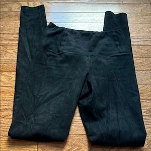 Black Wilfred free velour leggings